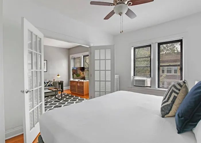 3br Lifestyle Leisure Or Business Trip - Stratford 3s Apartment Chicago